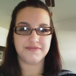 Meet your Posher, Caitlyn